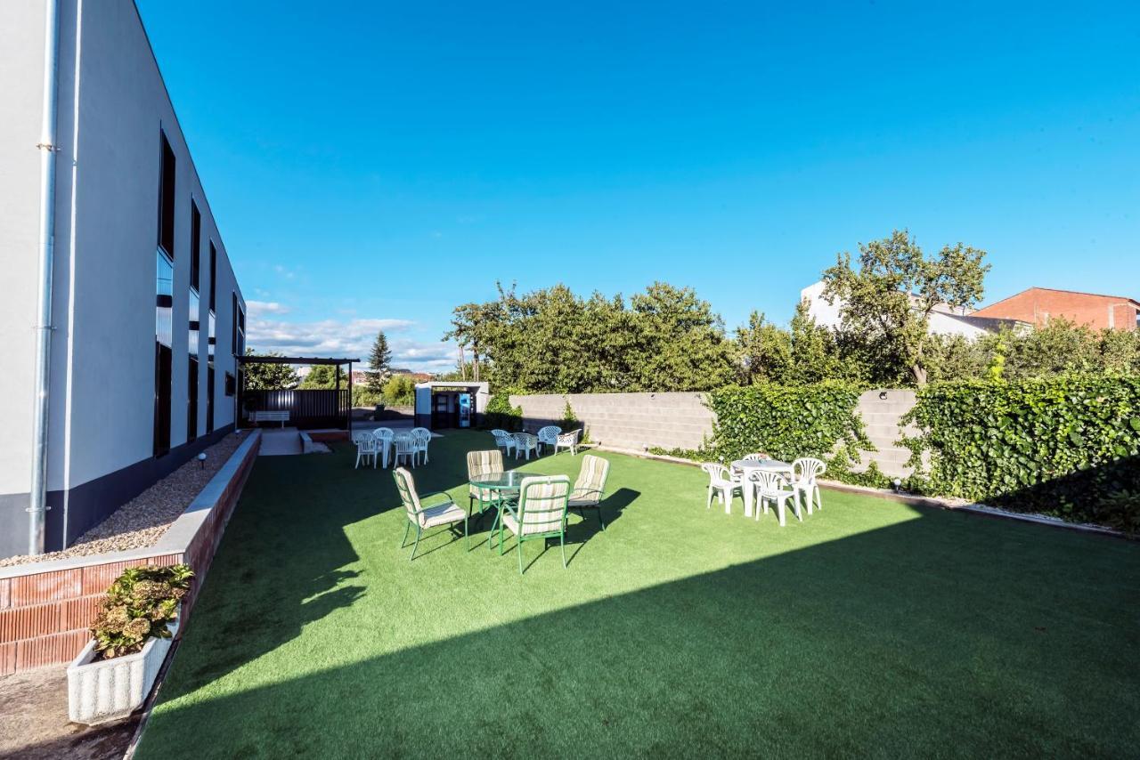 Albergue Santiago 15 Monforte モンフォルテ・デ・レモス エクステリア 写真