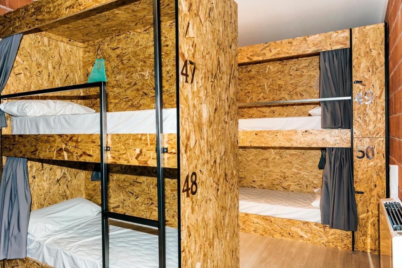 Albergue Santiago 15 Monforte モンフォルテ・デ・レモス エクステリア 写真